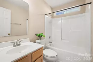 11609 Long Forest Dr, Charlotte, NC 28269 - Photo 23