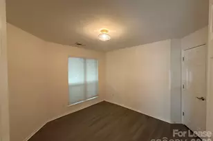 2512 Cranbrook Ln, Charlotte, NC 28207 - Photo 13