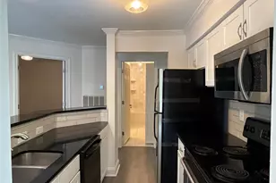 2512 Cranbrook Ln, Charlotte, NC 28207 - Photo 7