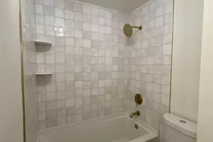 2512 Cranbrook Ln, Charlotte, NC 28207 - Photo 15
