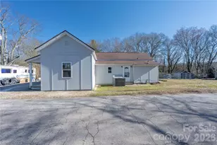 528 6th St, Chester, SC 29706 - Photo 1