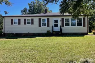 417 Gold Hill Dr, Salisbury, NC 28146 - Photo 1