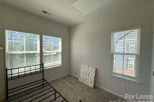 10840 Overlook Mountain Dr, Charlotte, NC 28216 - Photo 17
