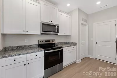 8207 Cravat Court, Charlotte, NC 28215 - Photo 7