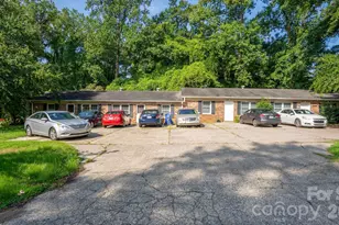 423 N Carpenter St, Gastonia, NC 28054 - Photo 1