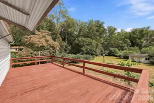 648 Crystal Dr, Hendersonville, NC 28791 - Photo 21