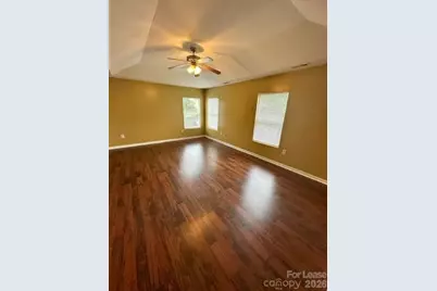 13607 Riding Hill Avenue, Charlotte, NC 28213 - Photo 5