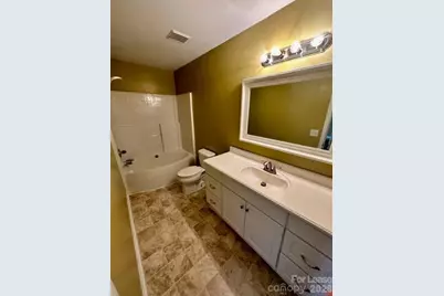 13607 Riding Hill Avenue, Charlotte, NC 28213 - Photo 7
