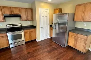13607 Riding Hill Ave, Charlotte, NC 28213 - Photo 3