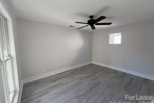 18729 Vineyard Point Ln, Cornelius, NC 28031 - Photo 7