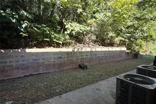 409 Hawley Ave, Belmont, NC 28012 - Photo 11