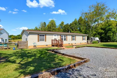 6858 Long Island Road, Catawba, NC 28609 - Photo 3