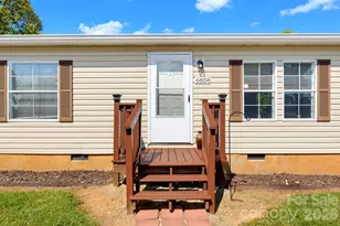 6858 Long Island Rd, Catawba, NC 28609 - Photo 5