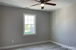 3927 Newhall Dr NW, Hickory, NC 28601 - Photo 15