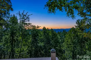 500 E Poplar Dr, Hendersonville, NC 28792 - Photo 3