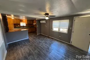 118 Hamlet Pl, Ronda, NC 28670 - Photo 5