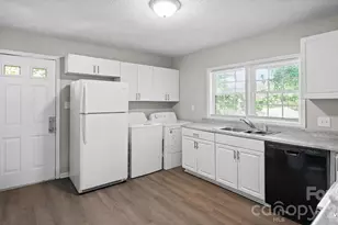 1501 Madison St, Gastonia, NC 28052 - Photo 9