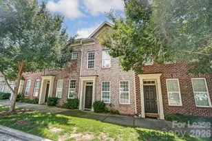 9519 Longstone Ln, Charlotte, NC 28277 - Photo 3