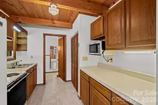 88 Bull Mountain Rd, Asheville, NC 28805 - Photo 9