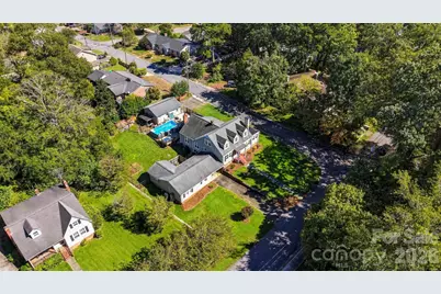 625 E Park Drive, Lincolnton, NC 28092 - Photo 33