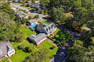 625 E Park Dr, Lincolnton, NC 28092 - Photo 33