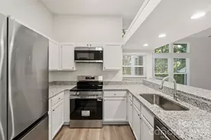 6044 Acadian Woods Dr, Charlotte, NC 28227 - Photo 17