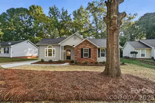 6044 Acadian Woods Dr, Charlotte, NC 28227 - Photo 5