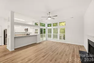 6044 Acadian Woods Dr, Charlotte, NC 28227 - Photo 9