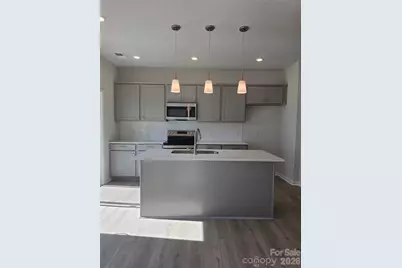 7450 Mashburn Drive, Charlotte, NC 28269 - Photo 5