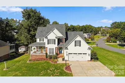 2741 25th Street NE, Hickory, NC 28601 - Photo 3