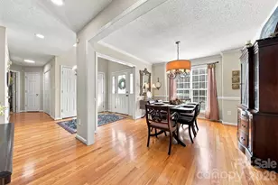2741 25th St NE, Hickory, NC 28601 - Photo 5