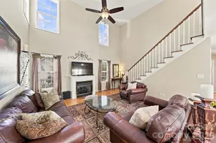 2741 25th St NE, Hickory, NC 28601 - Photo 9