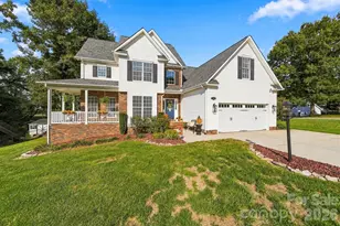 2741 25th St NE, Hickory, NC 28601 - Photo 1