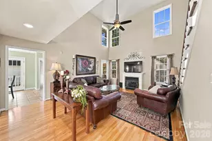 2741 25th St NE, Hickory, NC 28601 - Photo 7