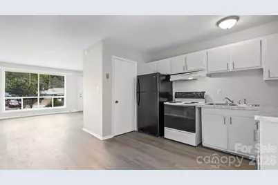 4926 Malibu Drive, Charlotte, NC 28215 - Photo 13
