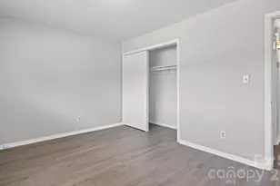 4926 Malibu Dr, Charlotte, NC 28215 - Photo 19