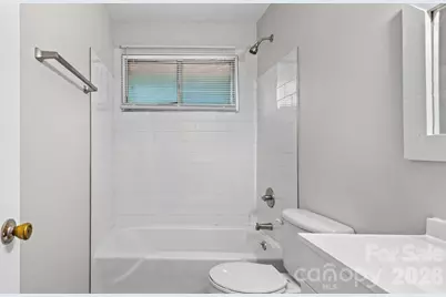 4926 Malibu Drive, Charlotte, NC 28215 - Photo 23