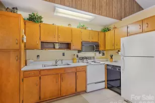 54 Twilight Ln, Sylva, NC 28779 - Photo 21