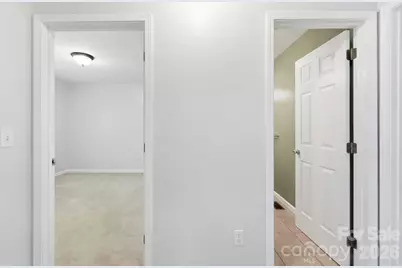 127 Chestnut Lane, Hendersonville, NC 28792 - Photo 29