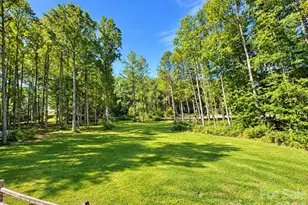 127 Chestnut Ln, Hendersonville, NC 28792 - Photo 27