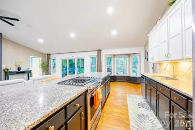221 5th Street NE, Conover, NC 28613 - Photo 11