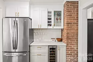3225 Commonwealth Ave, Charlotte, NC 28205 - Photo 11