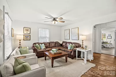 3225 Commonwealth Avenue, Charlotte, NC 28205 - Photo 5