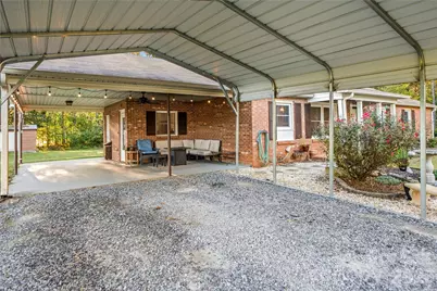 1875 Davis Circle, Clover, SC 29710 - Photo 5