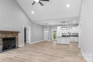 2303 Frederick Dr, Winston Salem, NC 27103 - Photo 7