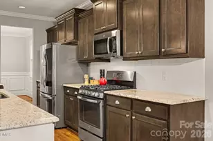 12312 Bunchgrass Ln, Raleigh, NC 27614 - Photo 11