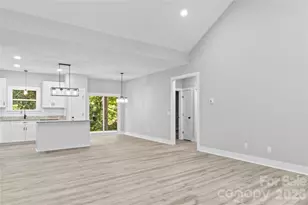 2309 Frederick Dr, Winston Salem, NC 27103 - Photo 13