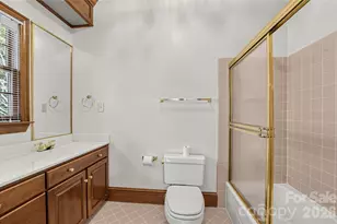 3715 Monique Ln, Charlotte, NC 28210 - Photo 19