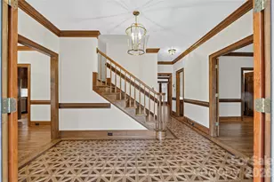 3715 Monique Ln, Charlotte, NC 28210 - Photo 3
