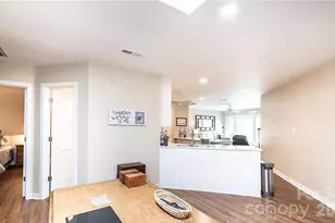 2200 6th St NW, Hickory, NC 28601 - Photo 21